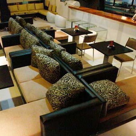 Sir William'S Hotel كويزون سيتي المظهر الخارجي الصورة