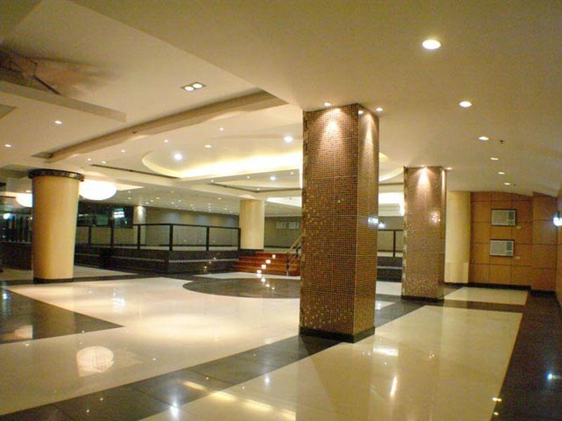 Sir William'S Hotel كويزون سيتي المظهر الخارجي الصورة